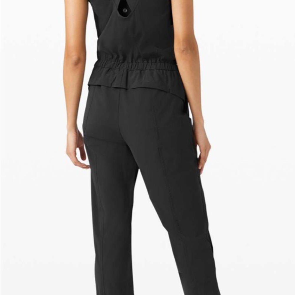 Lululemon Shift in Time Jumpsuit Women's Black Size 8 - Picture 4 of 16